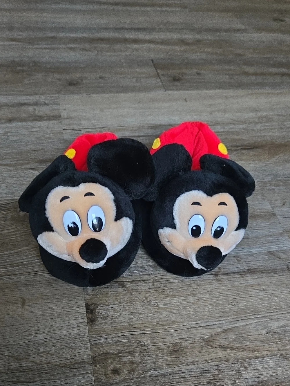 Vintage Disney Mickey Mouse Slippers
